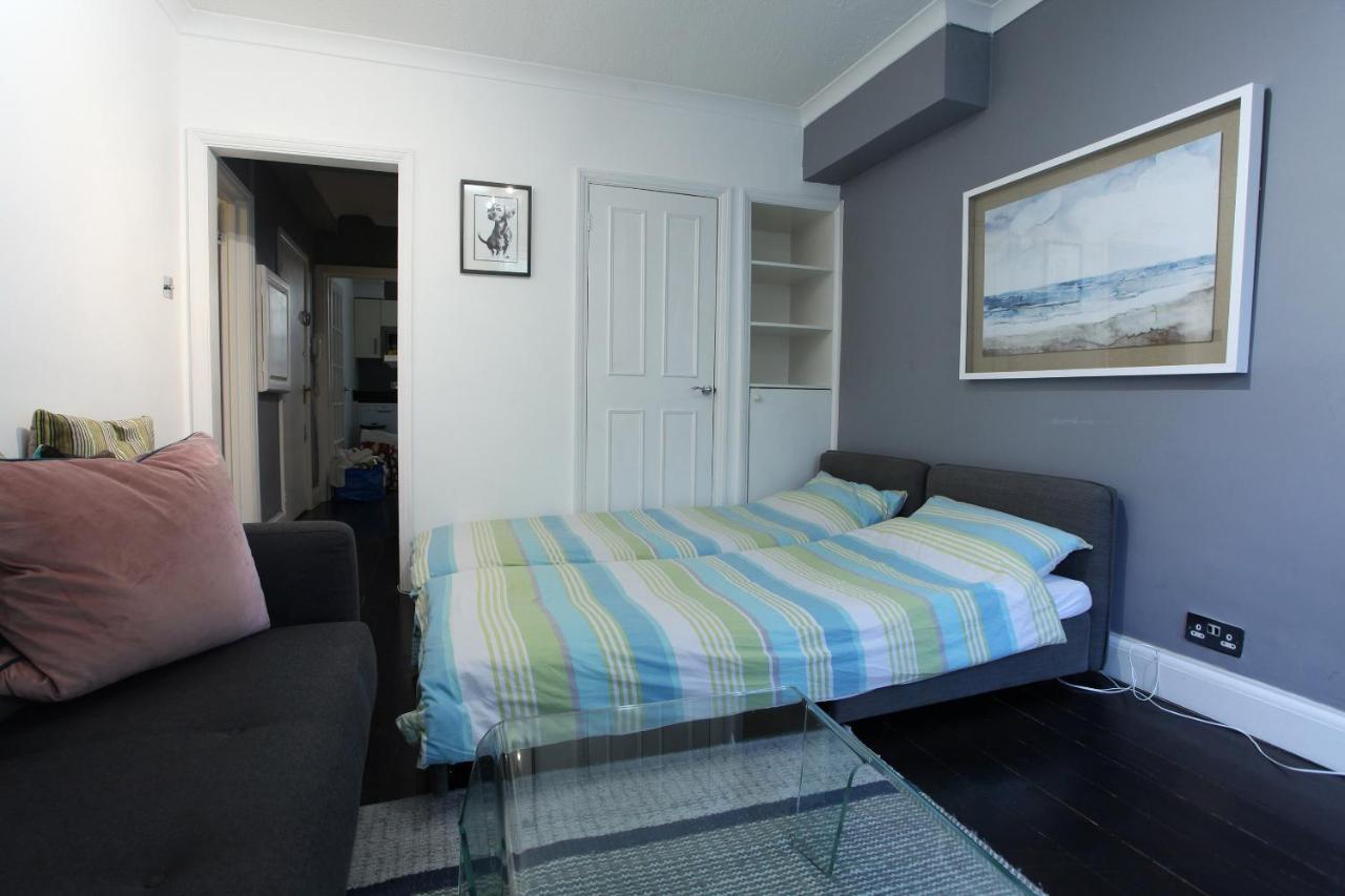 Apartment Walk To Notting Hill /paddington 1 B/r With Patio London