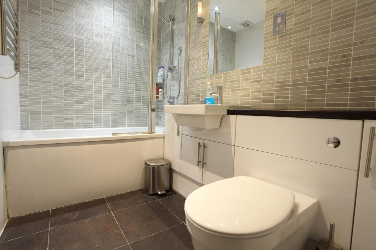 Walk To Notting Hill /paddington 1 B/r With Patio Apartamento Londres